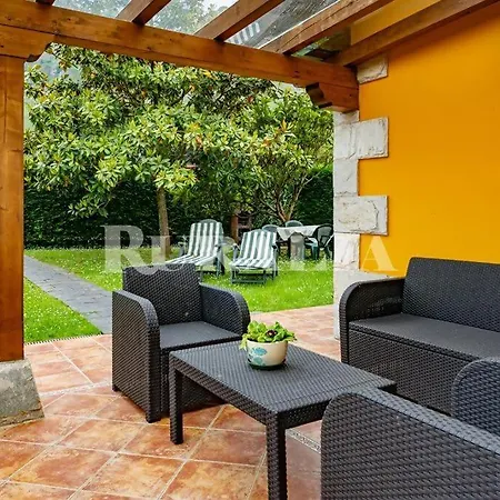 PDRA004R Appto rural con piscina cerca de Llanes Apartamento *