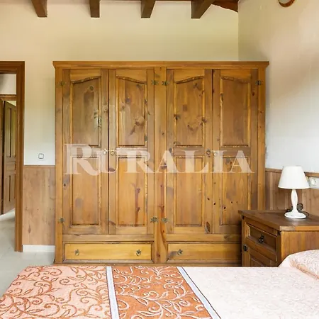 PDRA004R Appto rural con piscina cerca de Llanes Apartamento Lledias